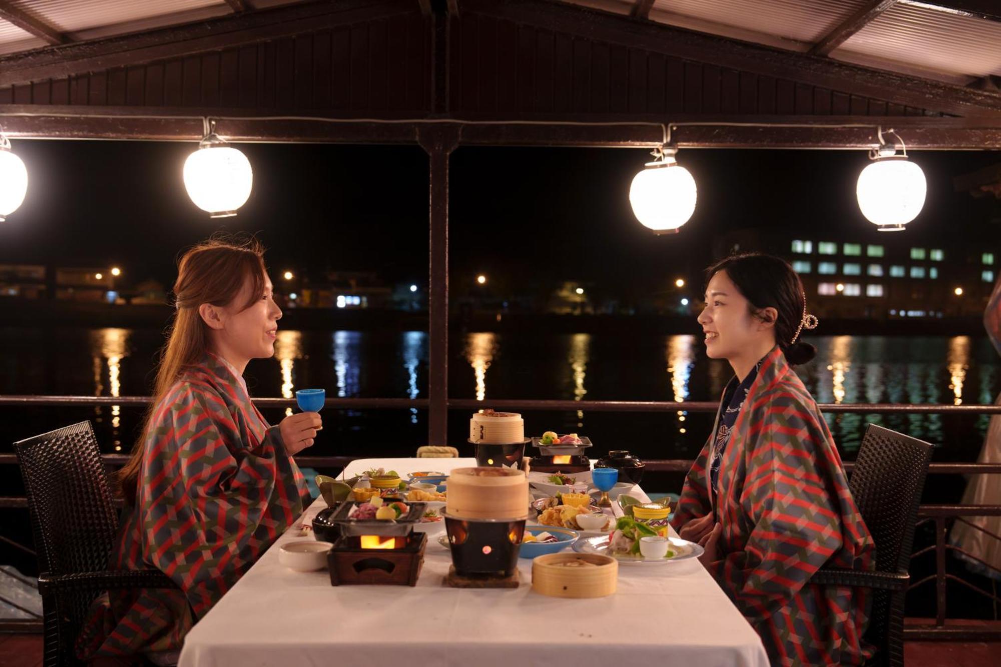 Hita Onsen Kizantei Hotel Eksteriør bilde